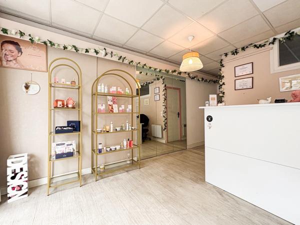 Pau (64) - À vendre - Fonds de commerce institut de beauté - Centre-ville.