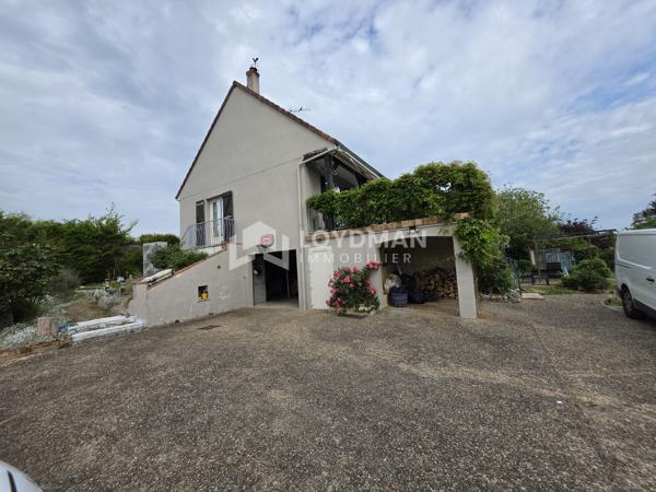 Maison 6 pièces de 165m2 sur un terrain de 1453m2
