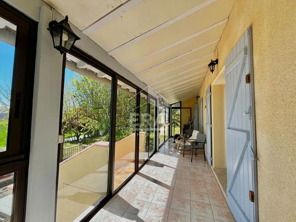 Maison Cadalen 5 pièce(s) 198 m2