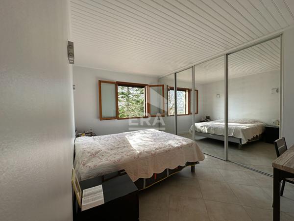 Maison Cadalen 5 pièce(s) 198 m2