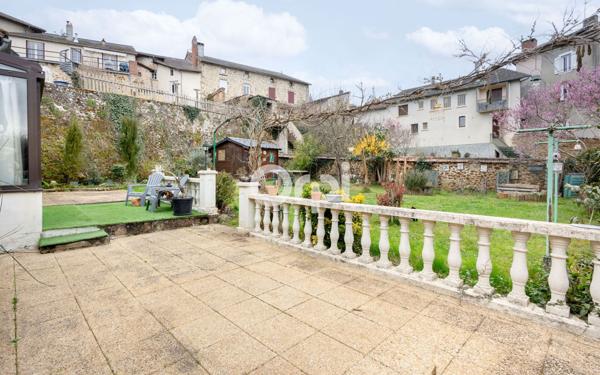 Maison à vendre    5 pièces • 170 m2 Rochechouart