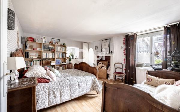 Maison à vendre    5 pièces • 170 m2 Rochechouart