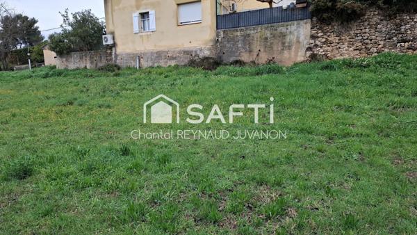 Parcelle constructible de 358 m², exposition Sud/Est