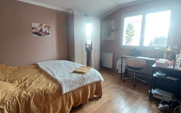 Maison à vendre    5 pièces • 184,71 m2 Neuilly-Plaisance