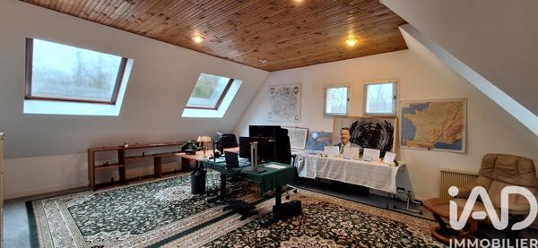 Location maison 5 pièces 177 m² Chantilly