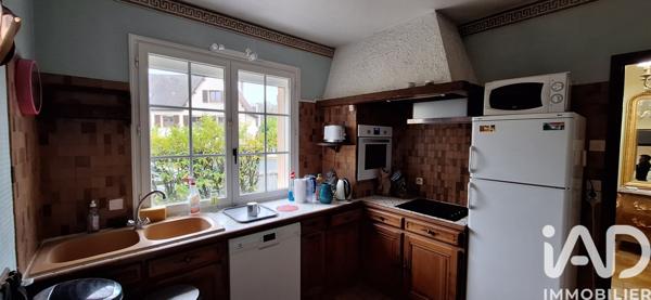 Location maison 5 pièces 177 m² Chantilly