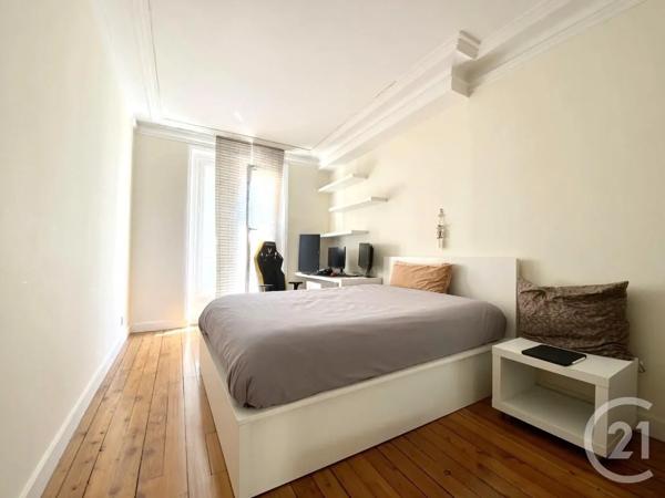 Appartement Duplex à vendre  5 pièces - 120,23 m 2   PARIS  - 75005