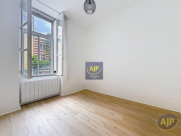 Appartement à louer Rennes : 2 pièces, 26m² avec 1 chambre(s) à 505€ - AJP Immobilier Rennes Nord