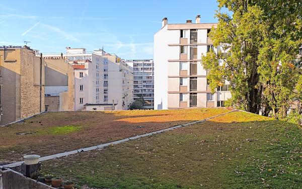 Appartement à vendre    4 pièces • 85,77 m2 Paris 20