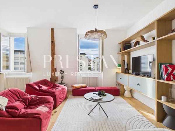 Bel appartementT3 rénové dans un bâtiment emblématique de Biarritz, BIARRITZ