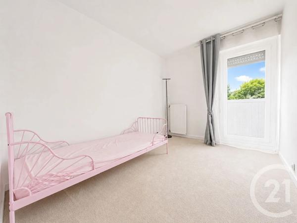 Appartement F4 à vendre  4 pièces - 81,37 m 2   CONFLANS STE HONORINE  - 78