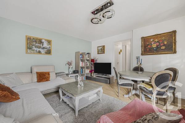 Appartement F3 à vendre  3 pièces - 64,75 m 2   SURESNES  - 92