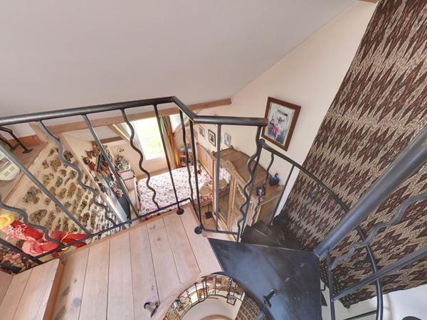 BRY-SUR-MARNE QUARTIER CARNOT BELLE MAISON MEULIÈRE EN PARFAIT ÉTAT