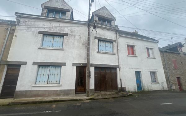 Maison à vendre    7 pièces •  Batz-sur-Mer