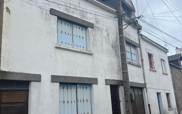 Maison à vendre    7 pièces •  Batz-sur-Mer