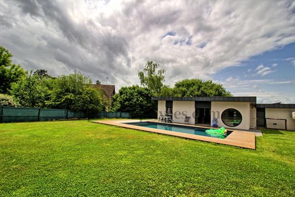 Maison contemporaine de plain-pied 4 chambres