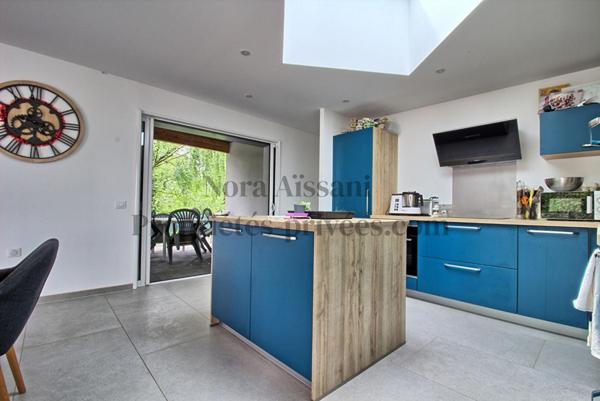 Maison contemporaine de plain-pied 4 chambres