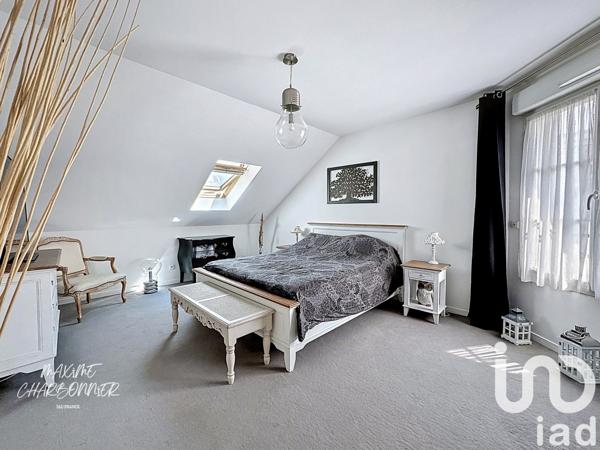 Maison à vendre 6 pièces 174 m² Cesson