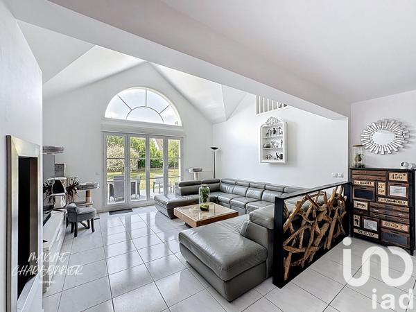 Maison à vendre 6 pièces 174 m² Cesson