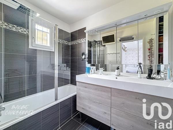 Maison à vendre 6 pièces 174 m² Cesson