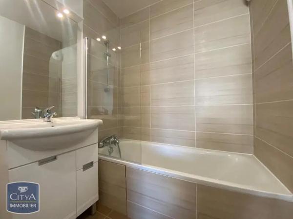 Appartement à louer 2 pièces 46.16m²