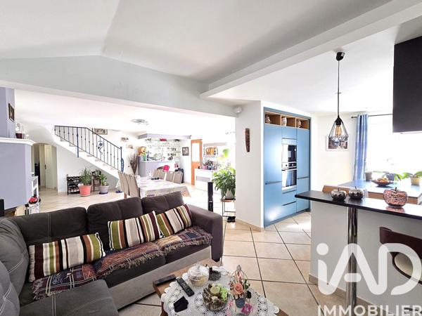 Maison à vendre 7 pièces 225 m² Le Tignet