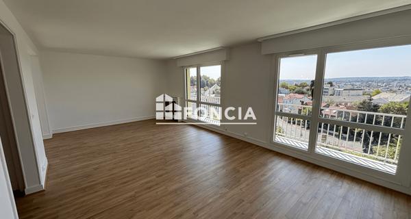 Location Appartement 5 pièces 134.14 m² - L'haÿ-les-roses 94240
