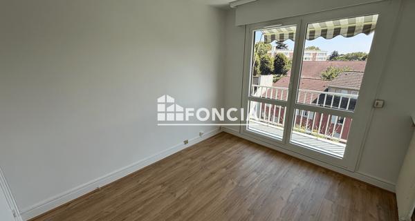 Location Appartement 5 pièces 134.14 m² - L'haÿ-les-roses 94240