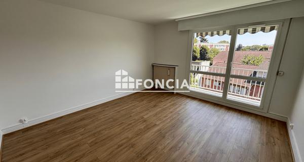 Location Appartement 5 pièces 134.14 m² - L'haÿ-les-roses 94240