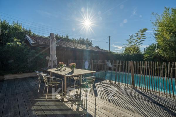 Mérignac centre : Maison 5 chambres avec piscine, entre charme Arcachonnais et esprit Ferret