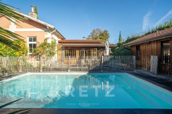 Mérignac centre : Maison 5 chambres avec piscine, entre charme Arcachonnais et esprit Ferret