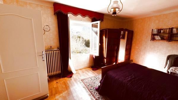 Asquins (89450) Maison de campagne situé à ASQUINS spacieuse au prix de 208 650 €.