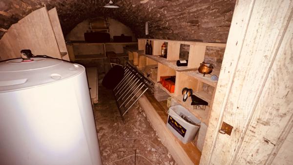 Asquins (89450) Maison de campagne situé à ASQUINS spacieuse au prix de 208 650 €.