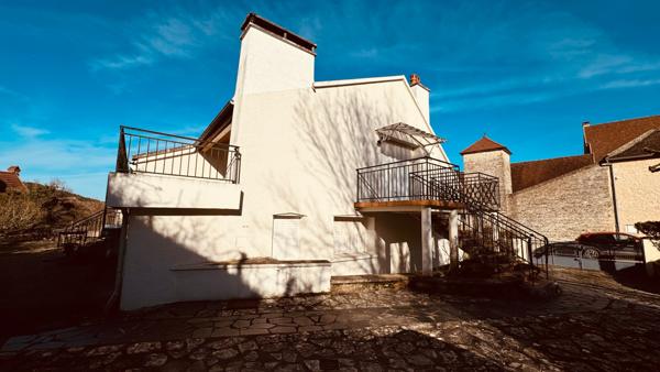 Asquins (89450) Maison de campagne situé à ASQUINS spacieuse au prix de 208 650 €.