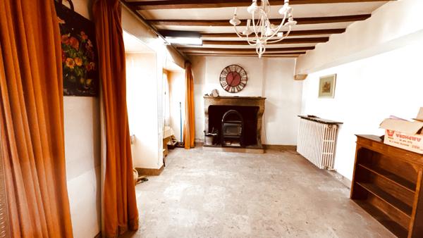 Asquins (89450) Maison de campagne situé à ASQUINS spacieuse au prix de 208 650 €.