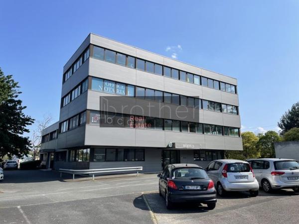 Bureau de 107 m² à louer à Bordeaux Ouest-Merignac