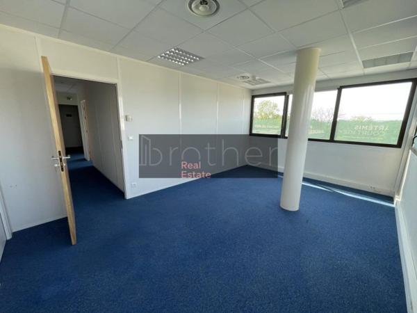 Bureau de 107 m² à louer à Bordeaux Ouest-Merignac