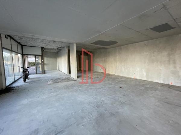 Bureau de 185 m² à louer à Bordeaux Bassins A Flot
