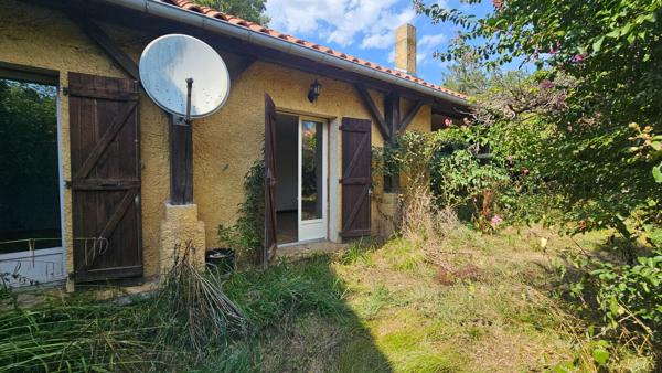 A Vendre Maison 2 Chambres avec Jardin Privatif Secteur Cazeres Environnement Calme et Campagne