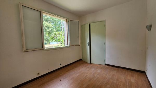 A Vendre Maison 2 Chambres avec Jardin Privatif Secteur Cazeres Environnement Calme et Campagne