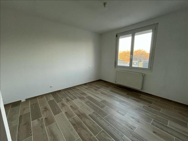 Maison à louer 795 € CC ST PARDOUX ISAAC 4 p 102 m² DPE C