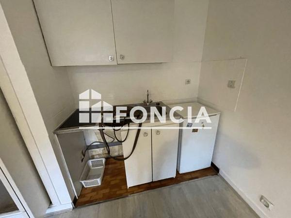 Location Studio 32.3 m² - 132 BOULEVARD DE LA LIBERTE Lille 59000