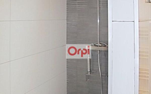 Appartement à louer    3 pièces •  Porto-Vecchio