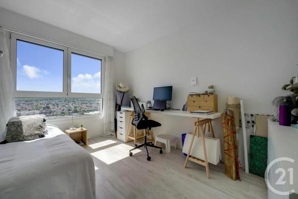 Appartement F3 Bis à vendre  4 pièces - 89,38 m 2   ISSY LES MOULINEAUX  - 92