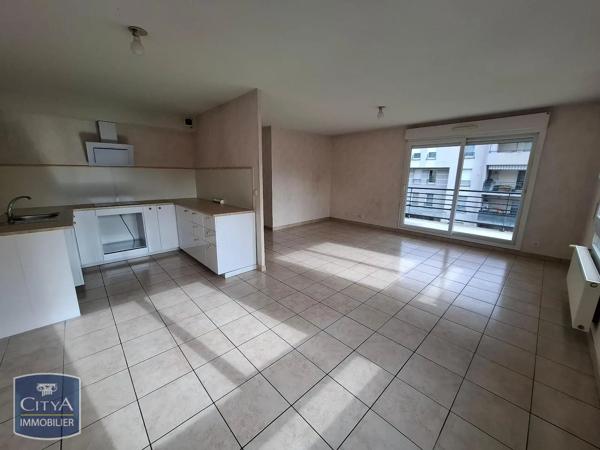 Appartement à louer 4 pièces 88.9m² La Motte-Servolex (73290)