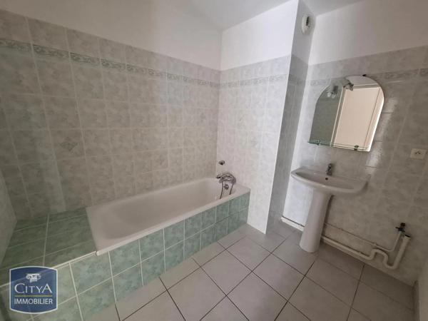 Appartement à louer 4 pièces 88.9m² La Motte-Servolex (73290)