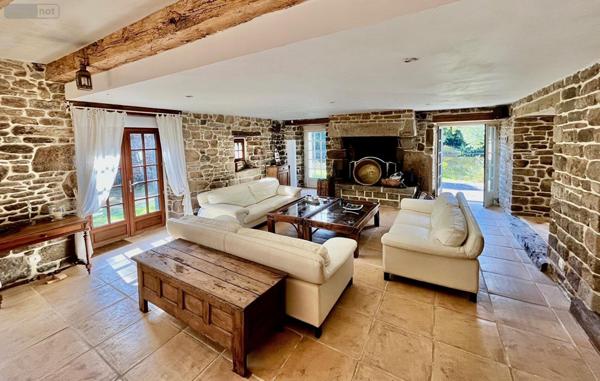 Maison à vendre à Gomené dans les Côtes-d'Armor (22230), ref : 048-V1242S