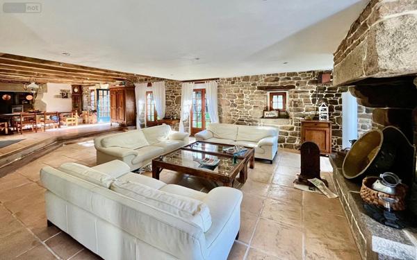 Maison à vendre à Gomené dans les Côtes-d'Armor (22230), ref : 048-V1242S