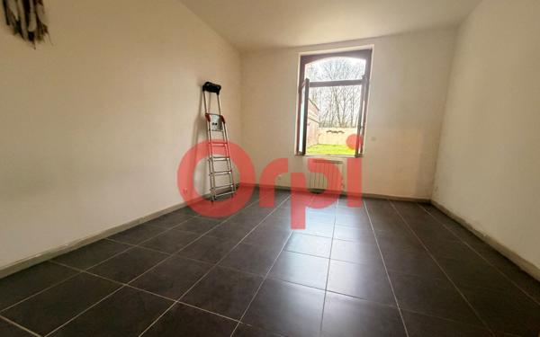 Appartement à louer    1 pièce •  Péronne