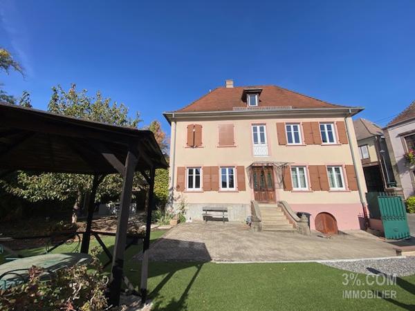 3%COM Magnifique maison de maître au centre de Hochfelden Hochfelden (67270)